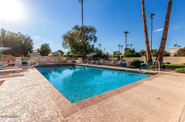 8757 E MONTEROSA Avenue, Scottsdale, AZ 85251