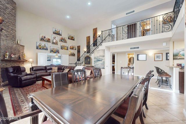 8757 E MONTEROSA Avenue, Scottsdale, AZ 85251