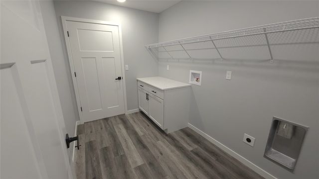 1411 13th Avenue, Belle Plaine, IA 52208