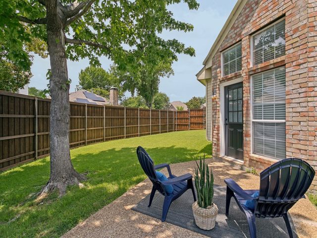 434 Waterside Drive, Irving, TX 75063