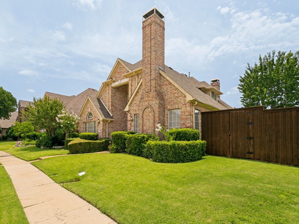 434 Waterside Drive, Irving, TX 75063