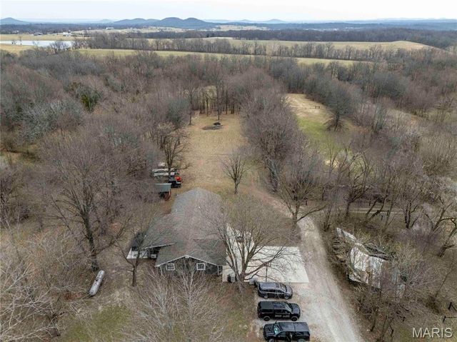 120 Willow Lane, Eolia, MO 63344