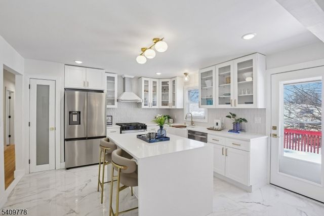 91 Warren Rd, West Orange Twp., NJ 07052