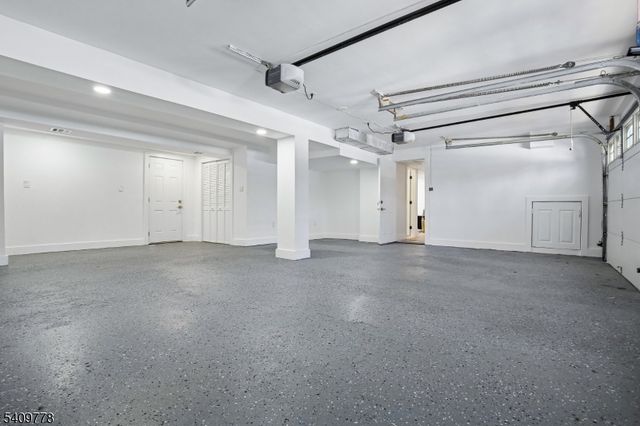 91 Warren Rd, West Orange Twp., NJ 07052