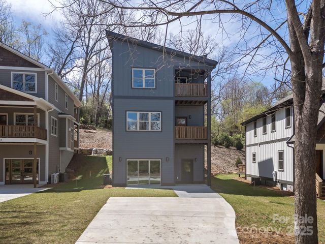 91 Glendale Avenue, Asheville, NC 28803