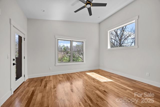 91 Glendale Avenue, Asheville, NC 28803