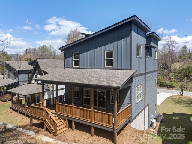 91 Glendale Avenue, Asheville, NC 28803