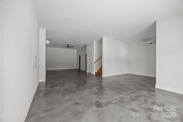 91 Glendale Avenue, Asheville, NC 28803