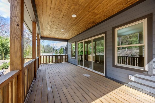 91 Glendale Avenue, Asheville, NC 28803