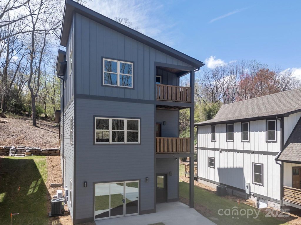 91 Glendale Avenue, Asheville, NC 28803
