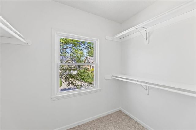 22003 W 47th Terrace, Shawnee, KS 66226