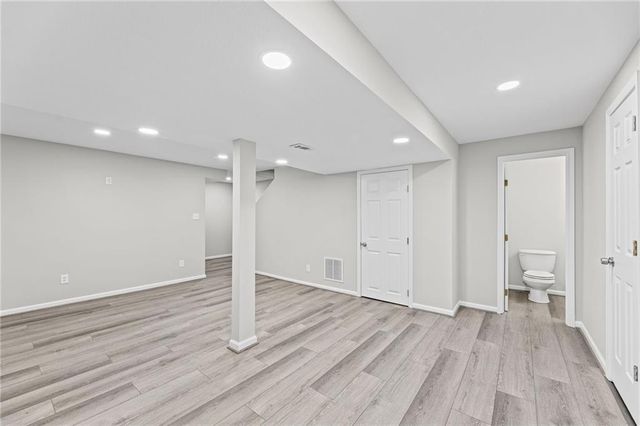 22003 W 47th Terrace, Shawnee, KS 66226