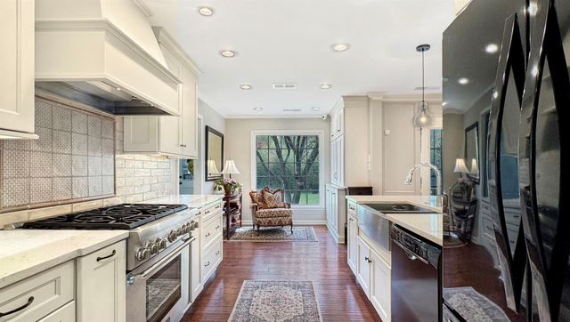 2960 CANE CREEK DR, Germantown, TN 38138