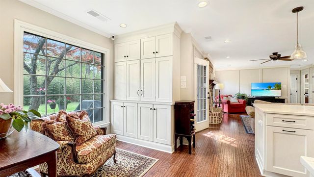 2960 CANE CREEK DR, Germantown, TN 38138