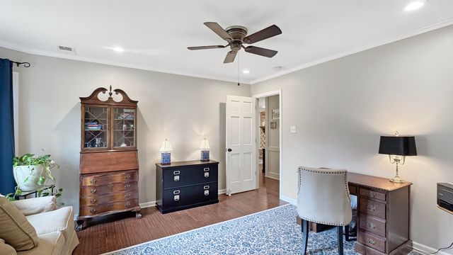 2960 CANE CREEK DR, Germantown, TN 38138