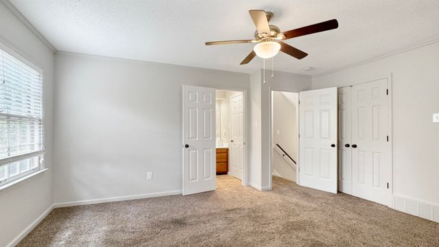 2960 CANE CREEK DR, Germantown, TN 38138