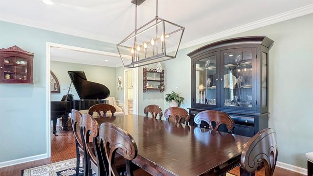 2960 CANE CREEK DR, Germantown, TN 38138