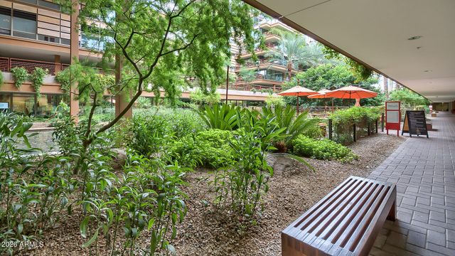7131 E RANCHO VISTA Drive 2003, Scottsdale, AZ 85251