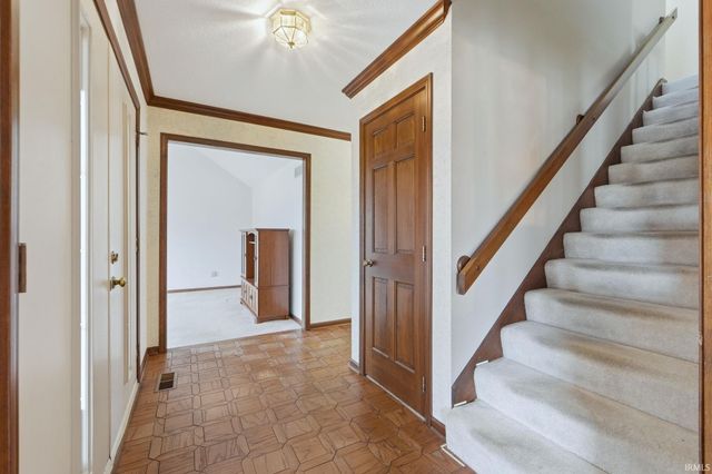 12124 Wellingham Court, Fort Wayne, IN 46845