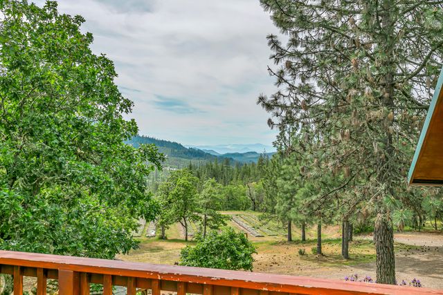 5551 OR-227, Trail, OR 97541