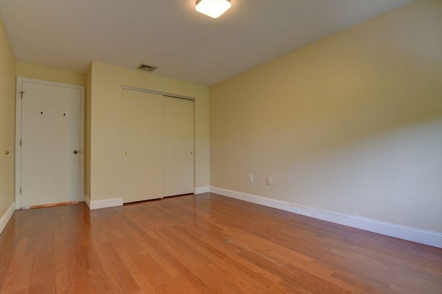 15 Bower Rd A11, Quincy, MA 02169