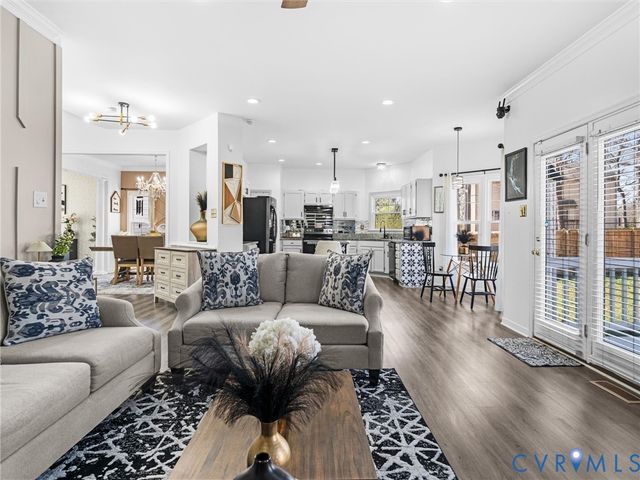 9512 Craigs Mill Dr, Glen Allen, VA 23060
