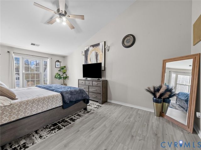 9512 Craigs Mill Dr, Glen Allen, VA 23060