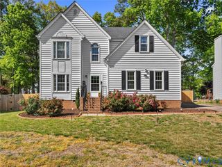 9512 Craigs Mill Dr, Glen Allen, VA 23060