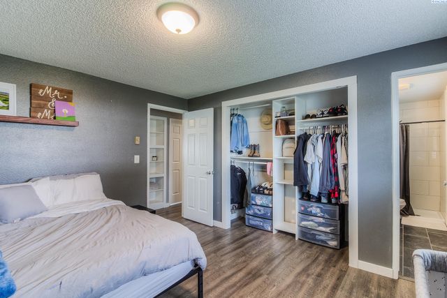 213 S 76th Avenue, Yakima, WA 98908