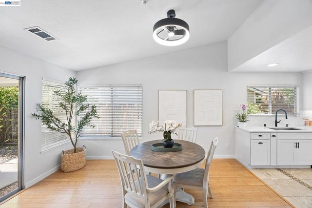 3877 Silver Oaks Way, Livermore, CA 94550