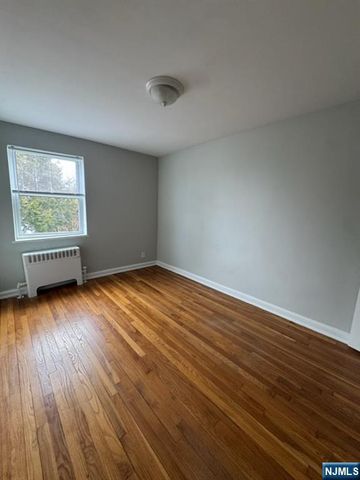 294-308 Terrace Avenue 296b, Hasbrouck Heights, NJ 07604