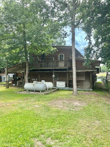 128 Wood Haven, Livingston, TX 77351