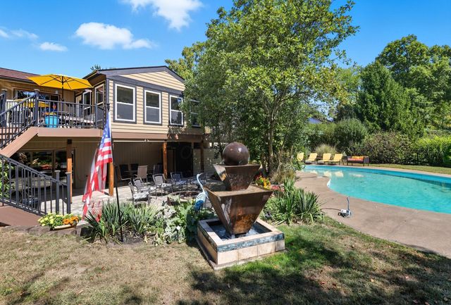 941 Clubview Boulevard S, Columbus, OH 43235