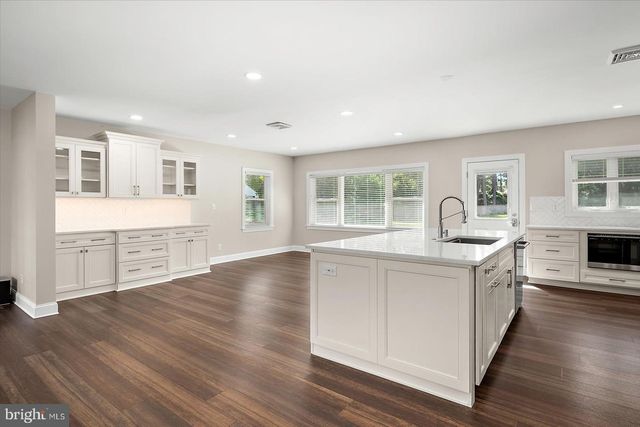 1105 RIVERSIDE DR, Salisbury, MD 21801