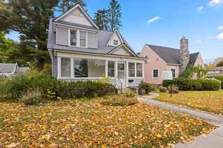 1024 W Front Street, Traverse City, MI 49684