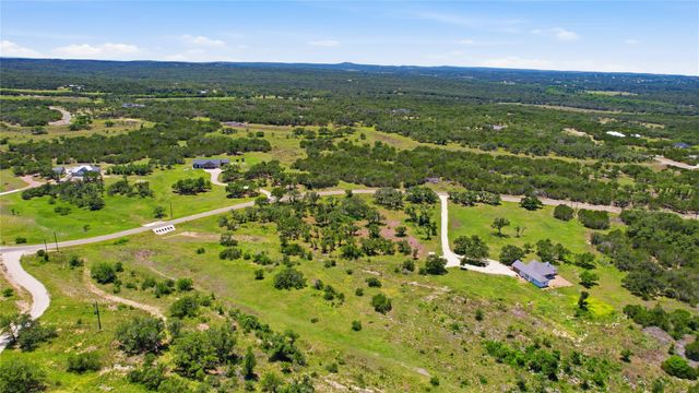 623 Whiskey TRL, Blanco, TX 78606