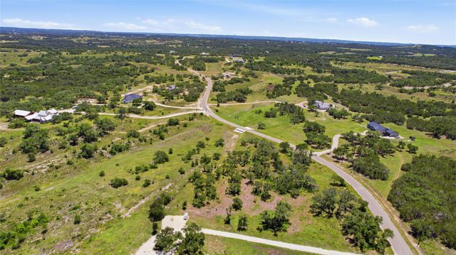 623 Whiskey TRL, Blanco, TX 78606