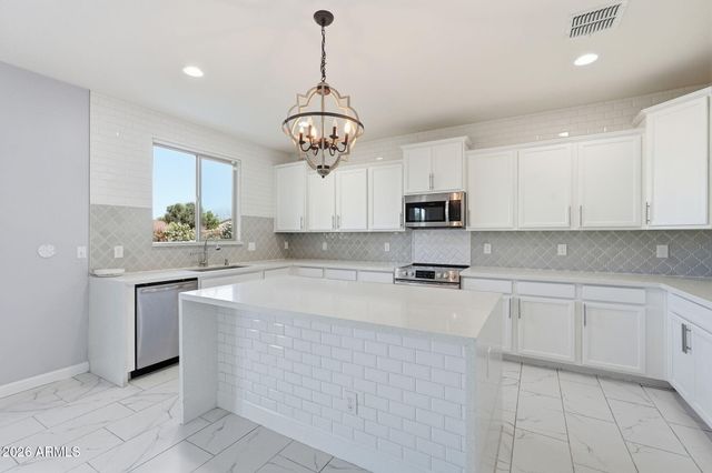 2825 S 103RD Drive, Tolleson, AZ 85353