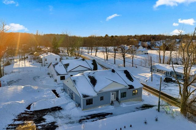 7 L Stevens Rd B, Charlton, MA 01507