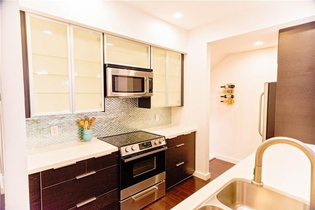 1501 Barton Springs RD 240, Austin, TX 78704