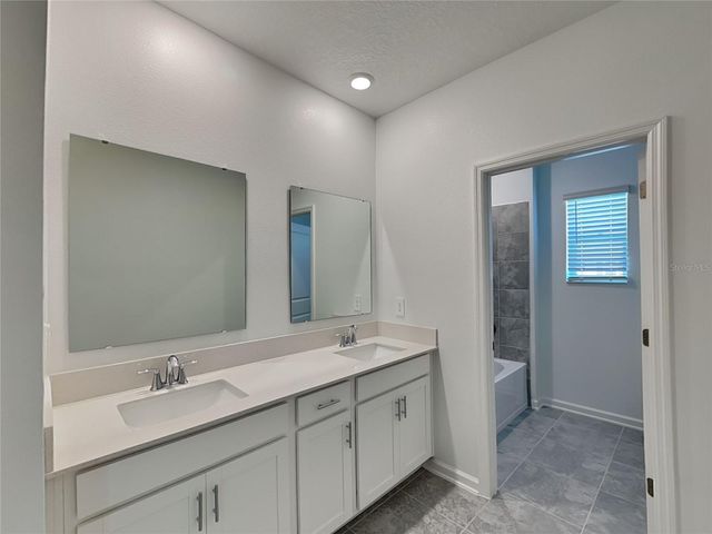 2822 FITNESS STREET, Clermont, FL 34714