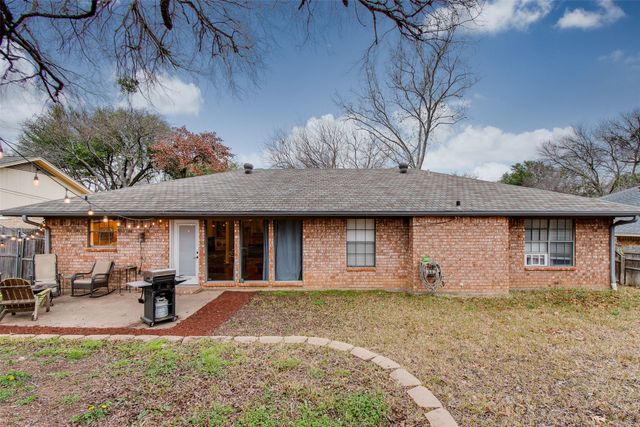 5718 Sagebrush Trail, Arlington, TX 76017