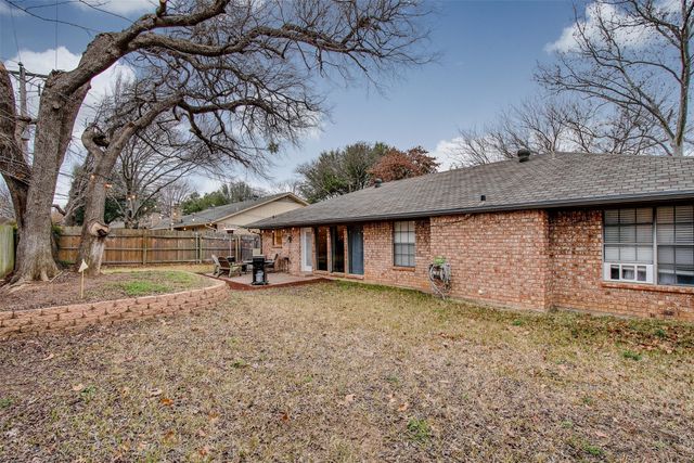 5718 Sagebrush Trail, Arlington, TX 76017