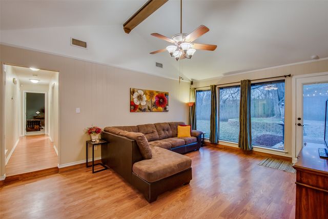 5718 Sagebrush Trail, Arlington, TX 76017