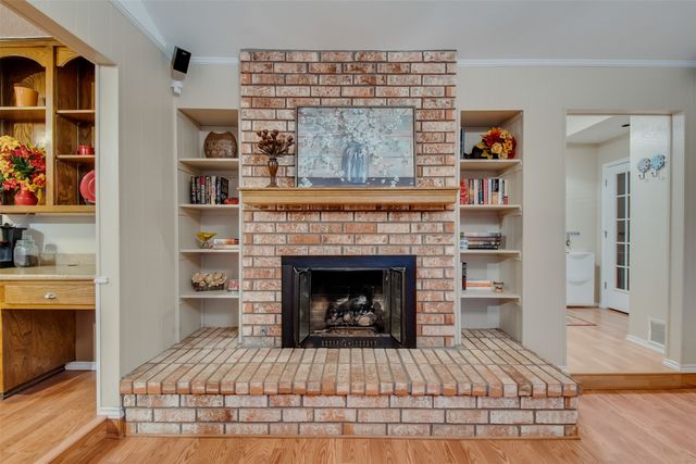 5718 Sagebrush Trail, Arlington, TX 76017