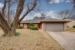 5718 Sagebrush Trail, Arlington, TX 76017