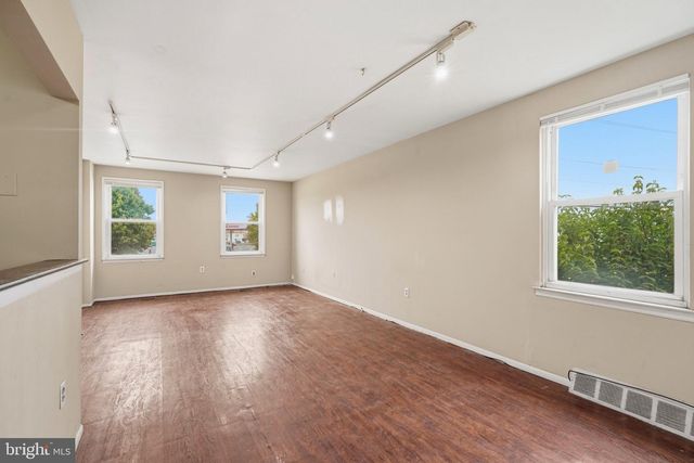 1001 RED LION RD, Philadelphia, PA 19115