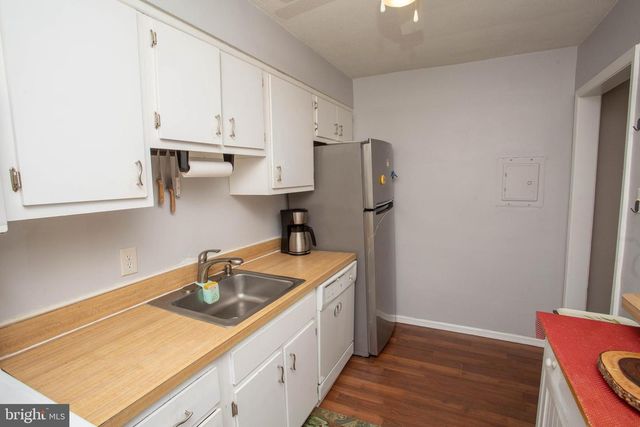 128-E CHERRY PARKE, Cherry Hill, NJ 08002