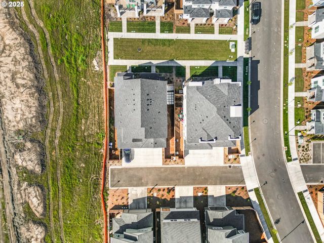 8069 Se ORION Ln, Hillsboro, OR 97123