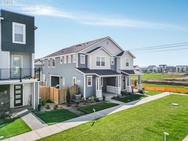 8069 Se ORION Ln, Hillsboro, OR 97123